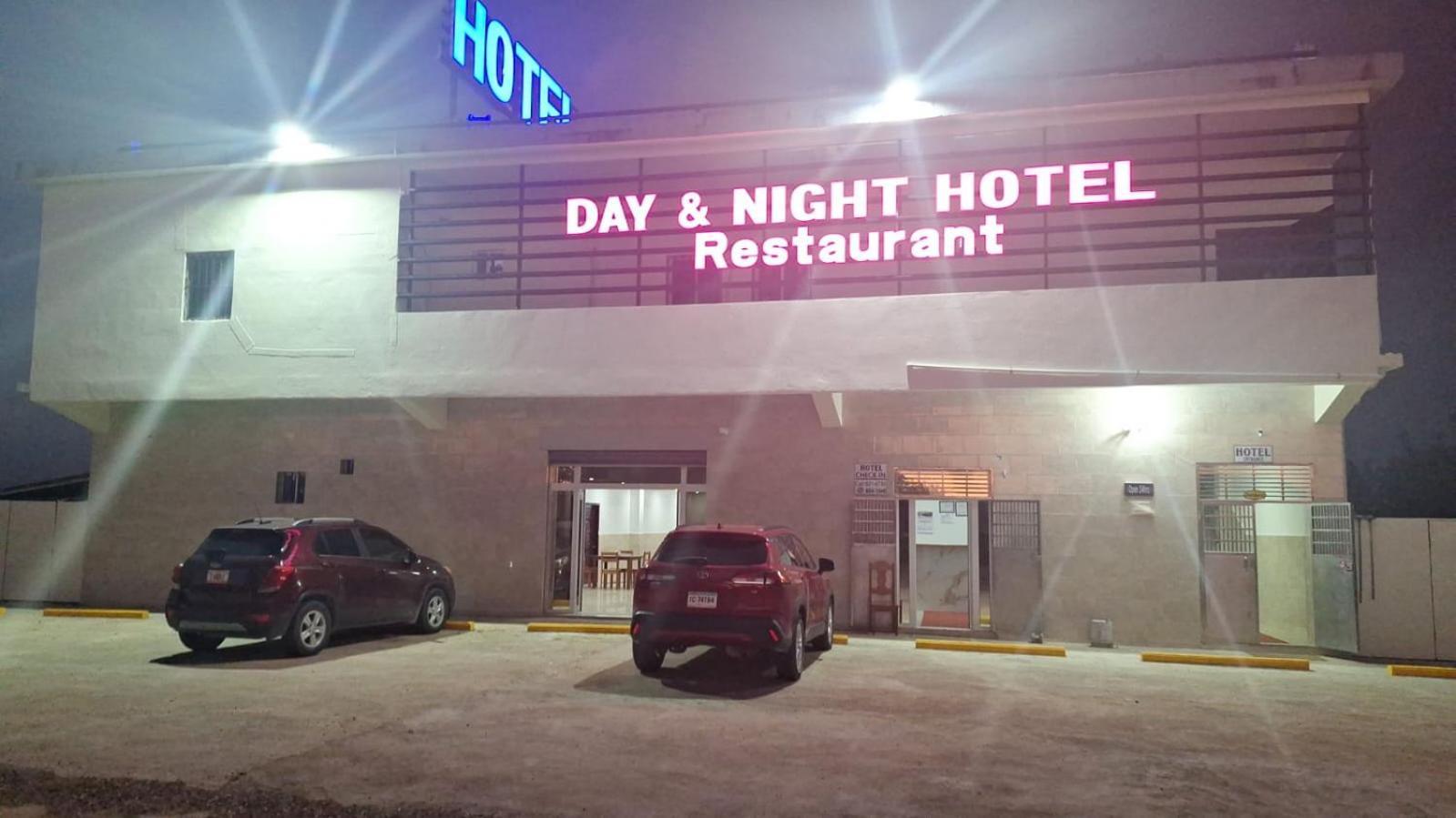 Day And Night Hotel Belmopan Kültér fotó